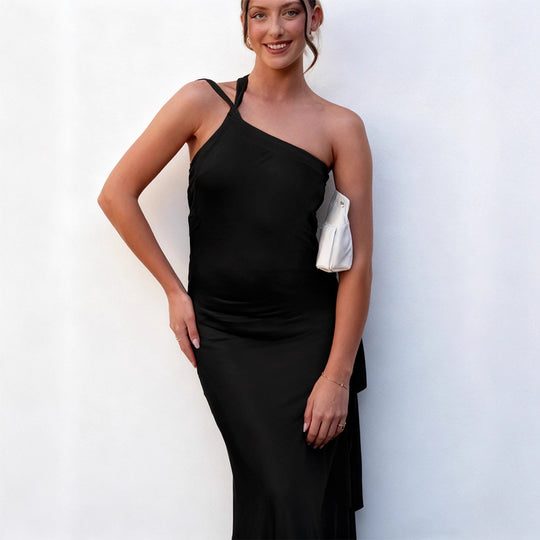 Damen elegantes Maxikleid mit asymmetrischem Halterdesign und schimmerndem Satin EB