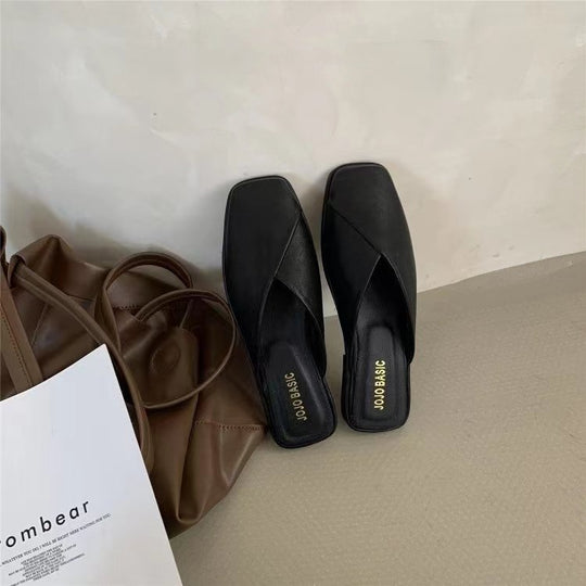Damen Slip-On Pantoletten mit kunstlederner Oberfläche und bequemem Fußbett EB