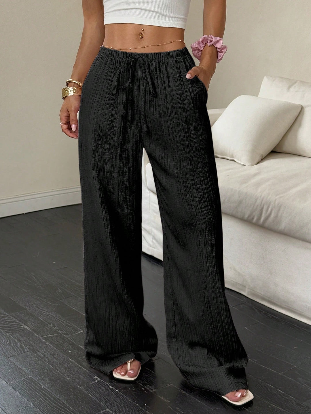 DamenWeit geschnittene Freizeit-Hose mit komfortablem Gummibund und praktischen Taschen EB