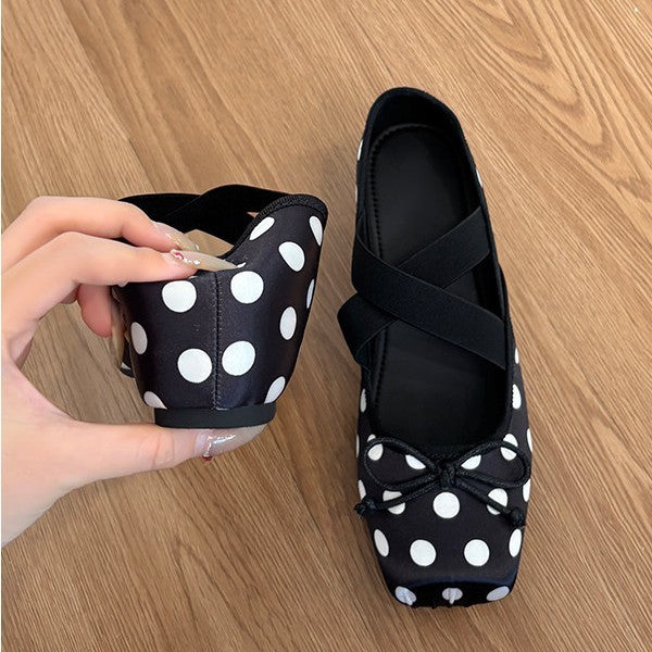 Damen verspielte Ballerinas mit hochwertiger Lochmusterapplikation EB