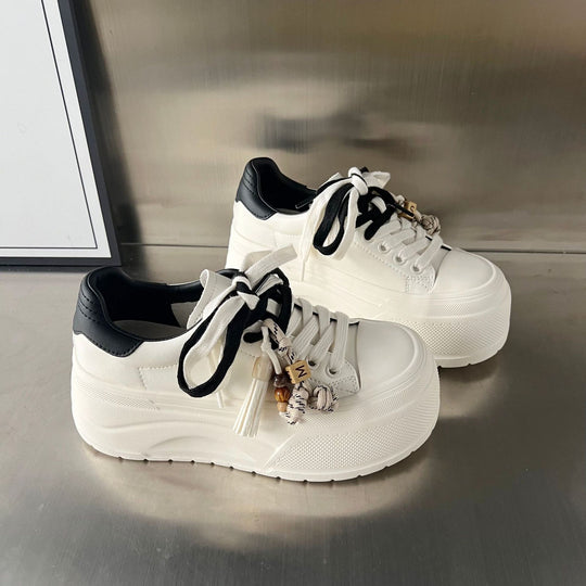 Damen Plattform Sneakers mit modischem Design und innovativem Schnürsystem EB