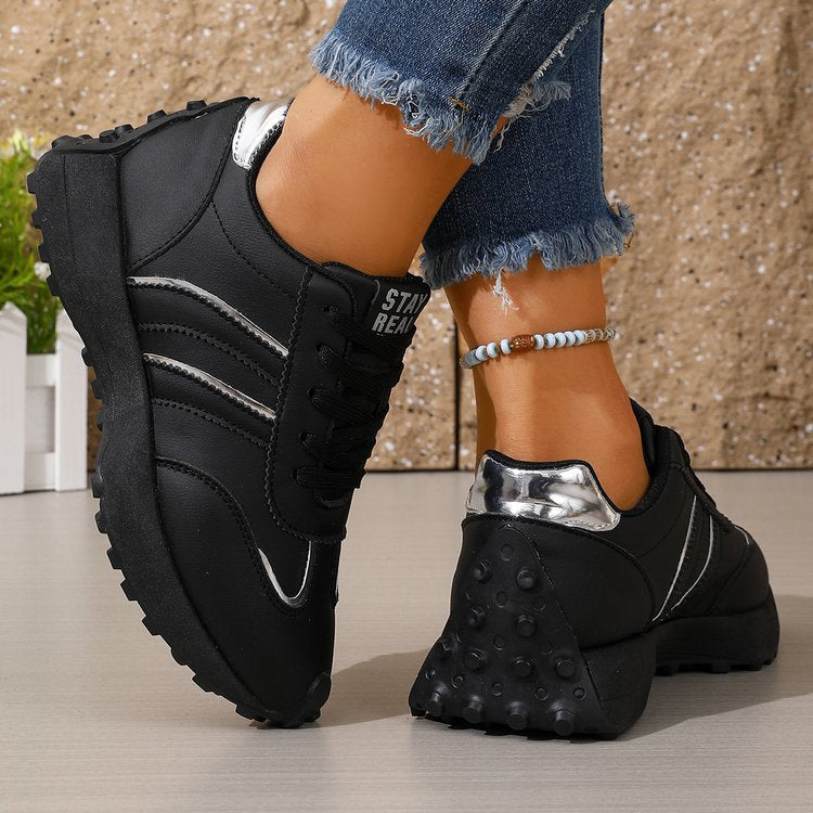 Damen Sportliche Sneakers mit futuristischem Design EB