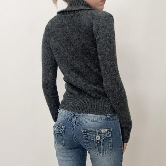 Damen nan kurze Strickjacke mit Schalkragen, Zierknopfleiste und kontrastierenden Taschenpaspeln EB