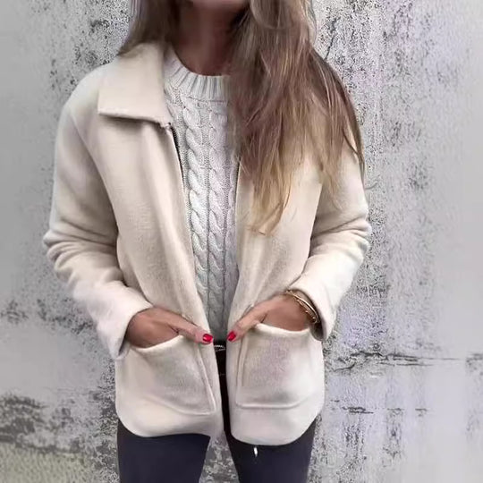 Damen modische Fleecejacke mit praktischen Taschen und elegantem Kragen EB