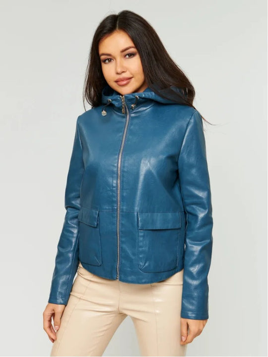 Damen Kunstlederjacke mit angeschnittenem Hoodie und praktischen Taschen EB