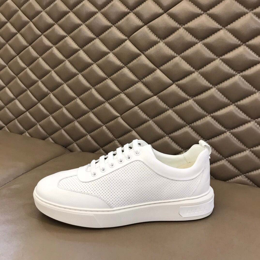 Damen Premium Sneaker mit atmungsaktiver Struktur und rutschfester Sohle EB