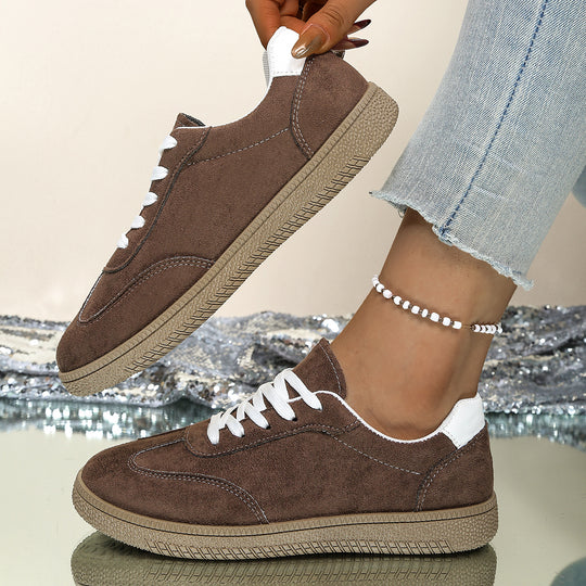 Damen Sneaker aus weichem Wildleder mit rutschfester Sohle EB