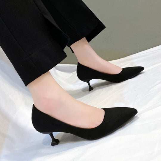 Damen elegante Spitzenpumps mit stilvollem Blockabsatz EB