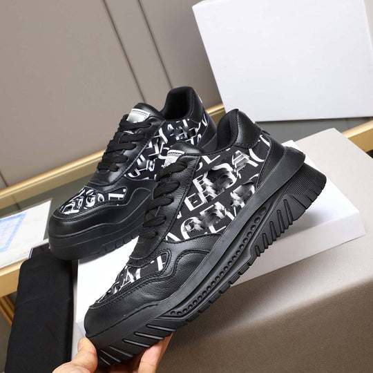 Damen Sportliche Sneakers mit trendy Druckmuster von EB