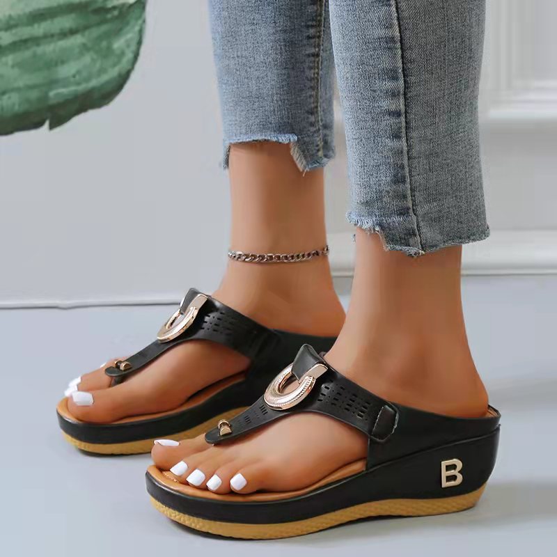 Damen Elegante und bequeme Plateau-Sandalen mit modischem Riemen-Design EB
