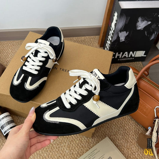 Damen modische Sneakers mit samtweichem Obermaterial und einzigartigem Design EB