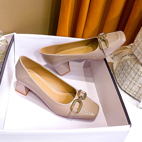 Damen Komfortable Blockabsatz-Pumps mit elegantem Riemendetail EB