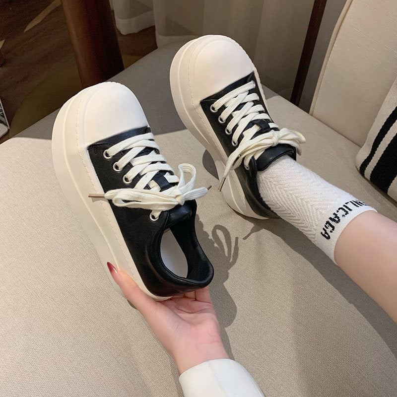 Damen Modische Plateau Sneakers mit stilvollem Obermaterial und bequemer Dämpfung EB