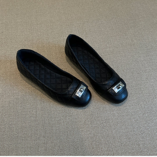 Damen Ballerinas mit luxuriösem Steg und markantem Logo EB