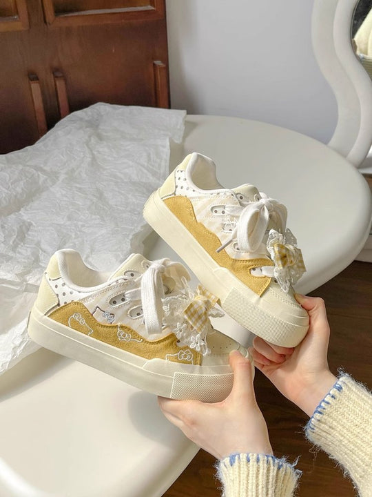 Damen Sneakers mit verspieltem Design und dekorativen Schleifen EB