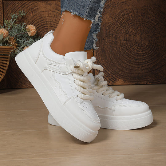 Damen Sneaker mit modischem Plateau und hochwertigen Schnürsenkeln EB
