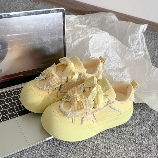 Damen Verspielte Sneaker mit entzückenden Schleifen-Details EB