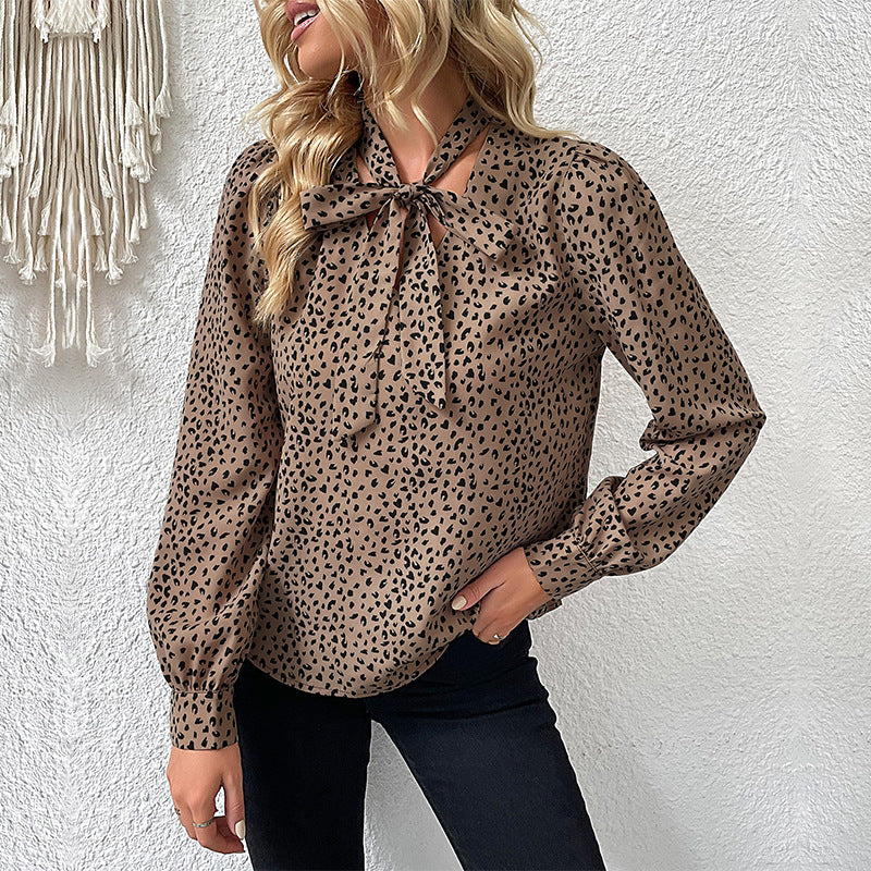 Damen Bluse mit Schleifen-Ausschnitt und Leopardenmuster EB
