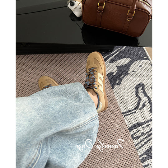 Damen Freizeit Sneakers mit hochwertiger Oberflächenstruktur und modischen Schnürdetails EB