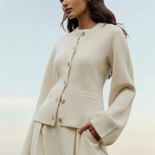 EB | Stylische Strickjacke mit Knöpfen