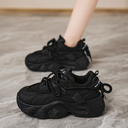 Damen Sportliche Sneaker mit atmungsaktiver Mesh-Oberfläche und dämpfender Laufsohle EB