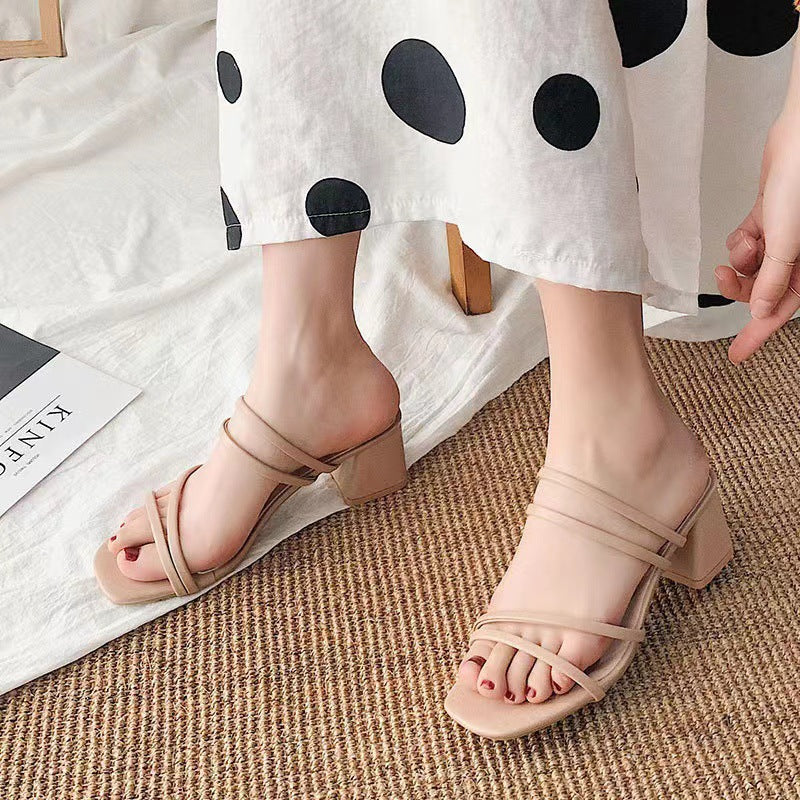Damen elegante Sandalen mit modischen Riemen EB