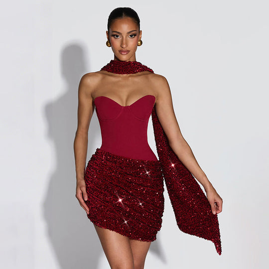 Damen Mini-Kleid mit schimmerndem Oberteil und figurbetontem Design EB