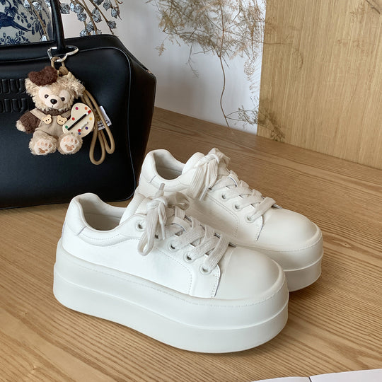 Damen Plattform-Sneaker mit atmungsaktiver Oberfläche und modischem Design EB