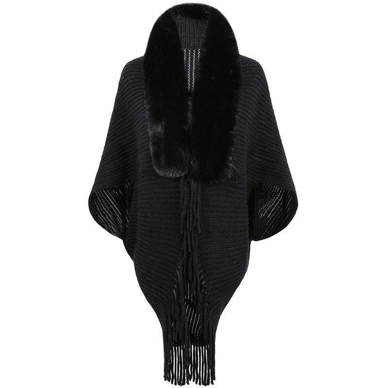 Damen luxuriöser Strickponcho mit elegantem Kunstfellkragen und Fransen EB