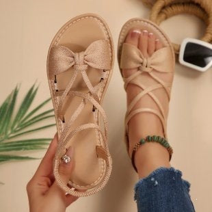 Damen Zarte Römersandalen mit Schleifen-Detail und verstellbaren Schnürriemen EB