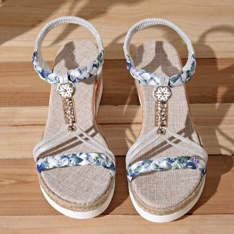 Damen Wedge-Sandaletten mit floralen Verzierungen und komfortablem Fußbett EB