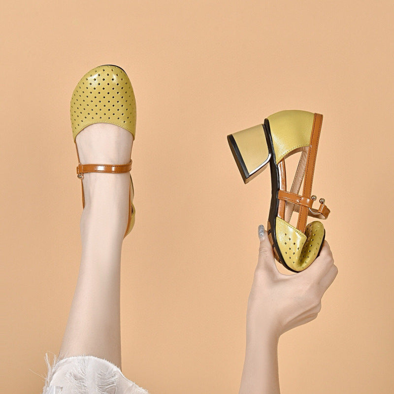 Damen Elegante Mary Jane Pumps mit modischem Blockabsatz und perforierten Details EB
