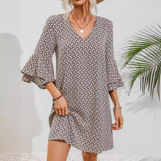 Damen Strandkleid mit voluminösen Ärmeln EB