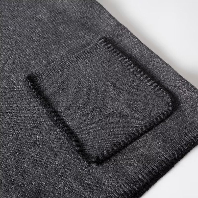 Damen lässiger Strickpullover mit V-Ausschnitt und praktischen Taschen EB