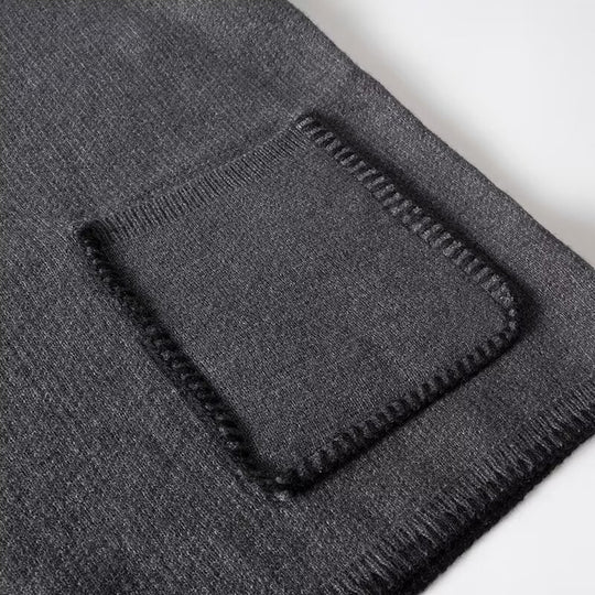 Damen lässiger Strickpullover mit V-Ausschnitt und praktischen Taschen EB