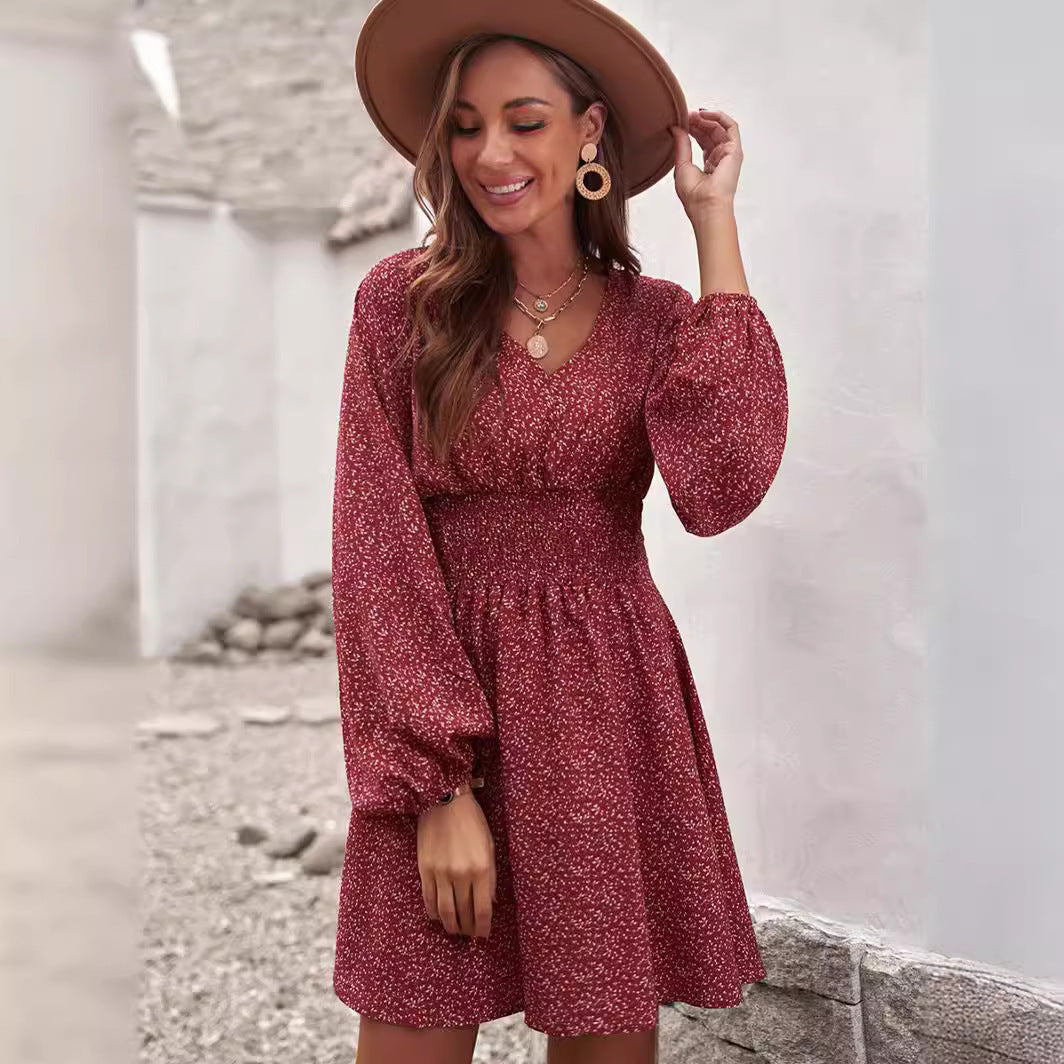 Damen zeitloses Kleid mit Raffungen EB