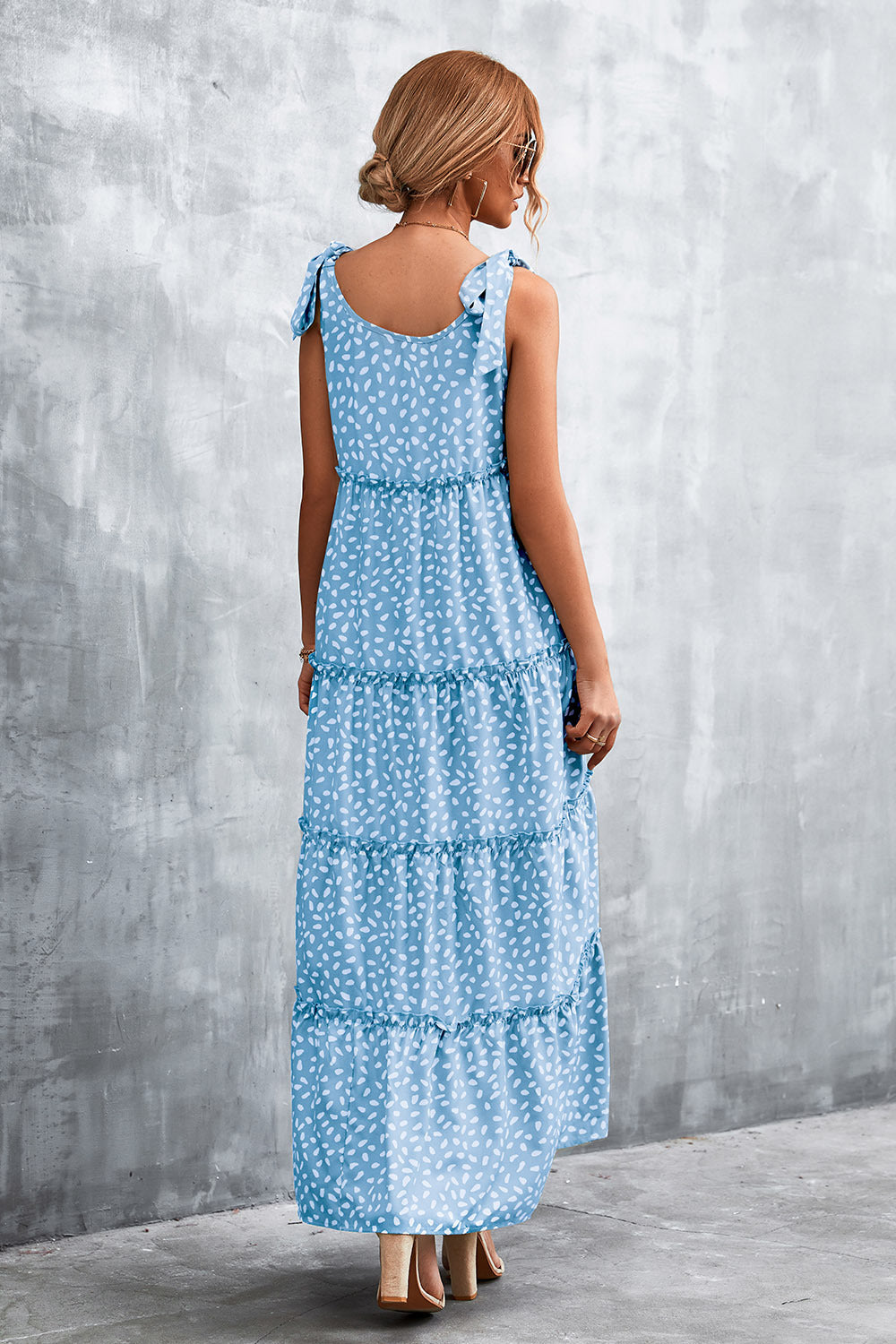 Damen Maxikleid mit verspieltem Volant und zartem Muster EB