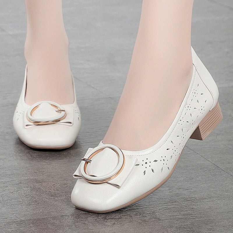 Damen Elegante Ballerinas mit modischem Schmuckdetail und komfortablem Absatz EB