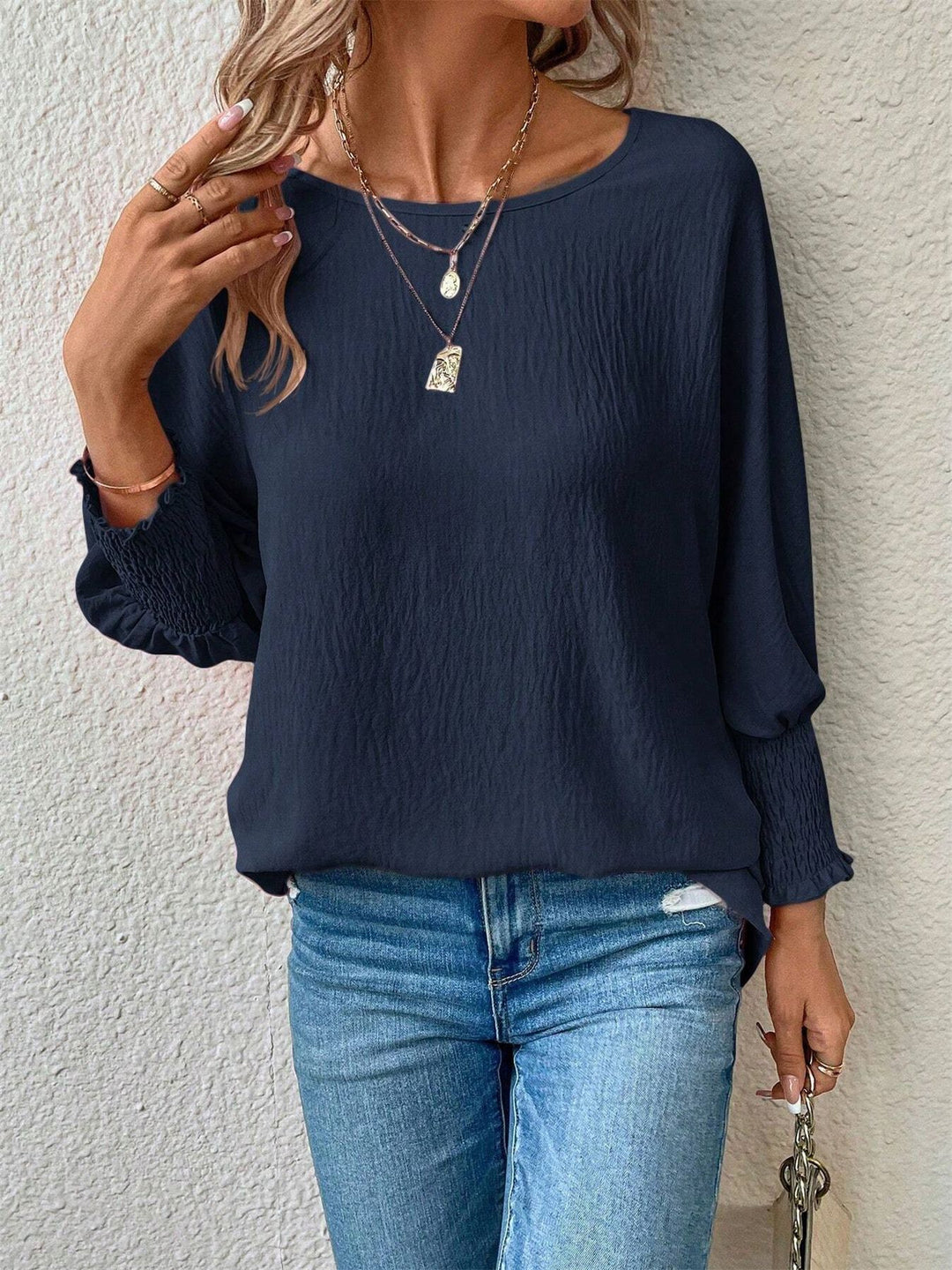 Damen Oversized Bluse mit lässigem Schnitt und elastischen Ärmeln EB