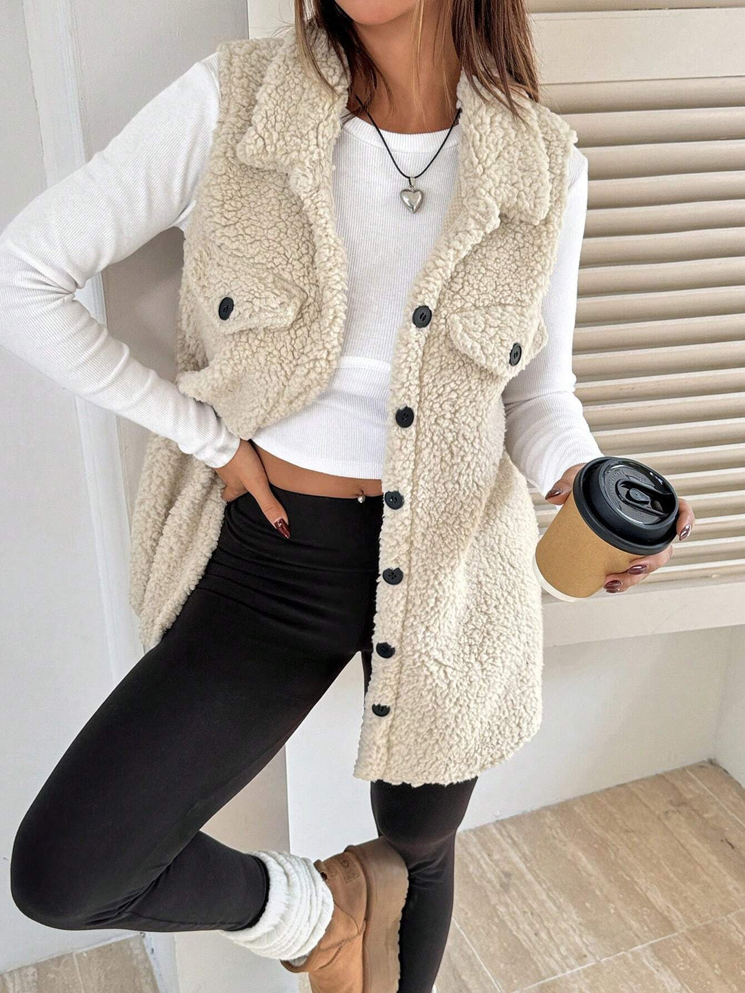 Damen Weiche Weste aus Teddystoff mit praktischen Taschen EB