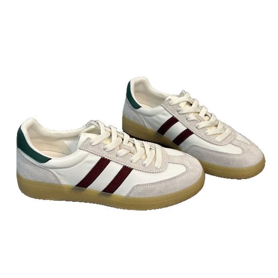 Damen Retro-Inspirierte Sneakers mit modischem Veloursleder und sportlichen Akzenten EB