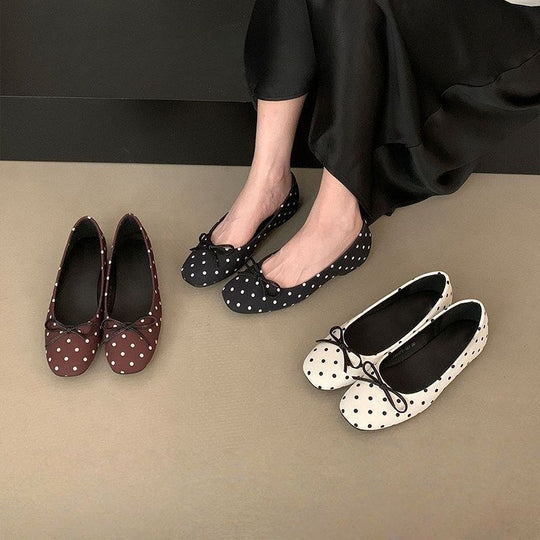 Damen Ballerinas mit verspielt gepunktetem Design und zarter Schleifenverzierung EB