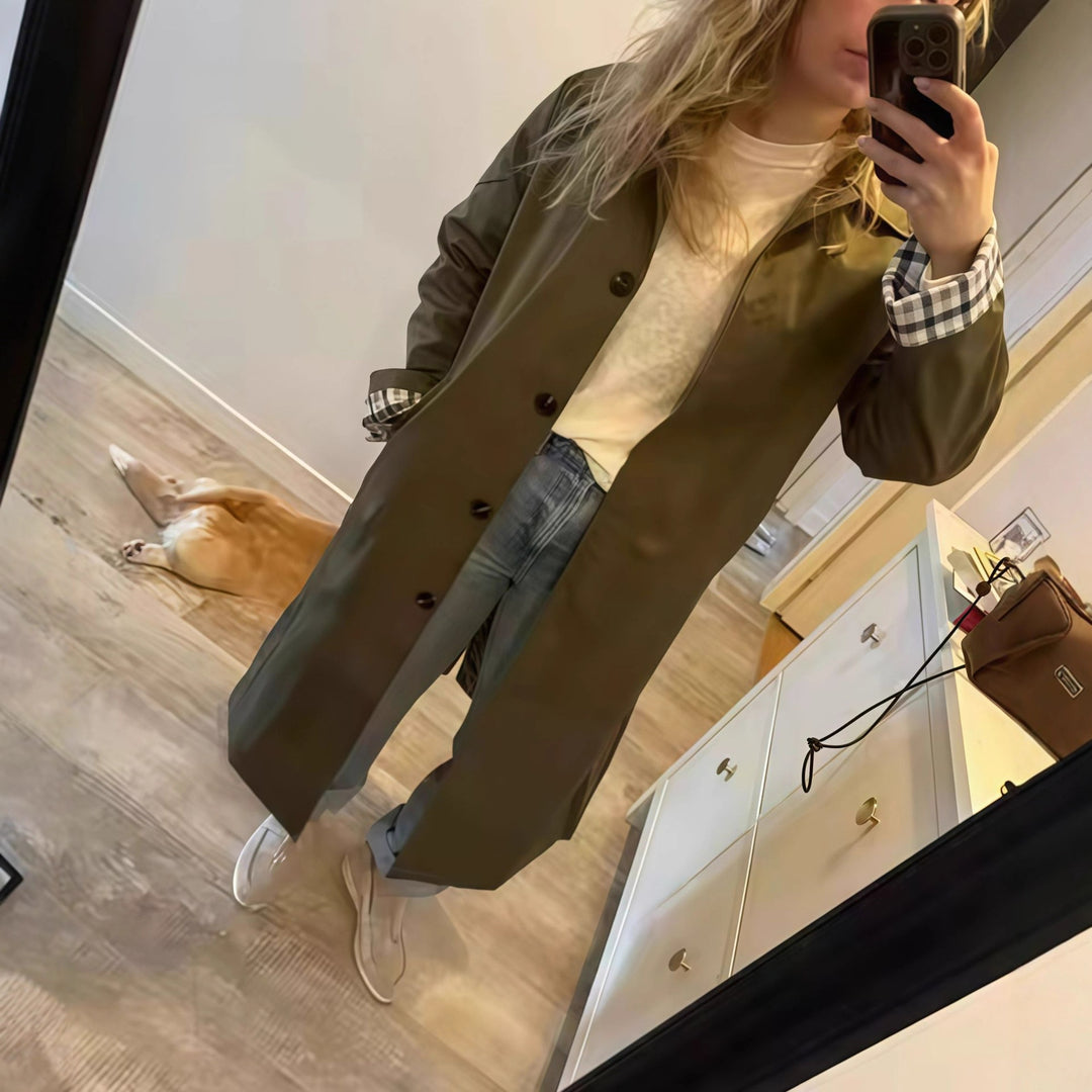 Damen Elegante Trenchcoat mit karierter Innenausstattung und weitgehendem Schnitt EB