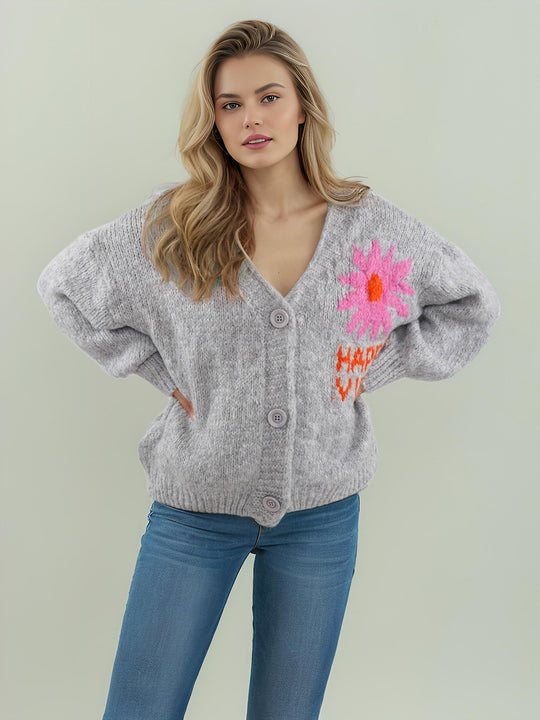 Damen gemütlicher Strickcardigan mit floralem Design und modernen Knopfdetails EB