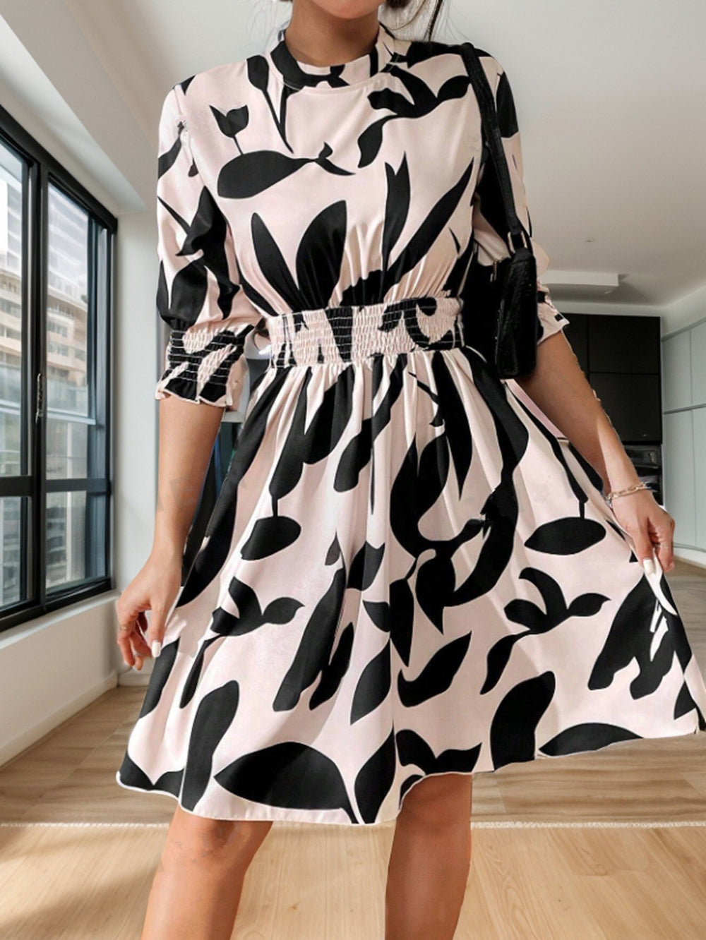 Damen Blumenkleid mit elastischem Taillenzug und Ballonärmel EB