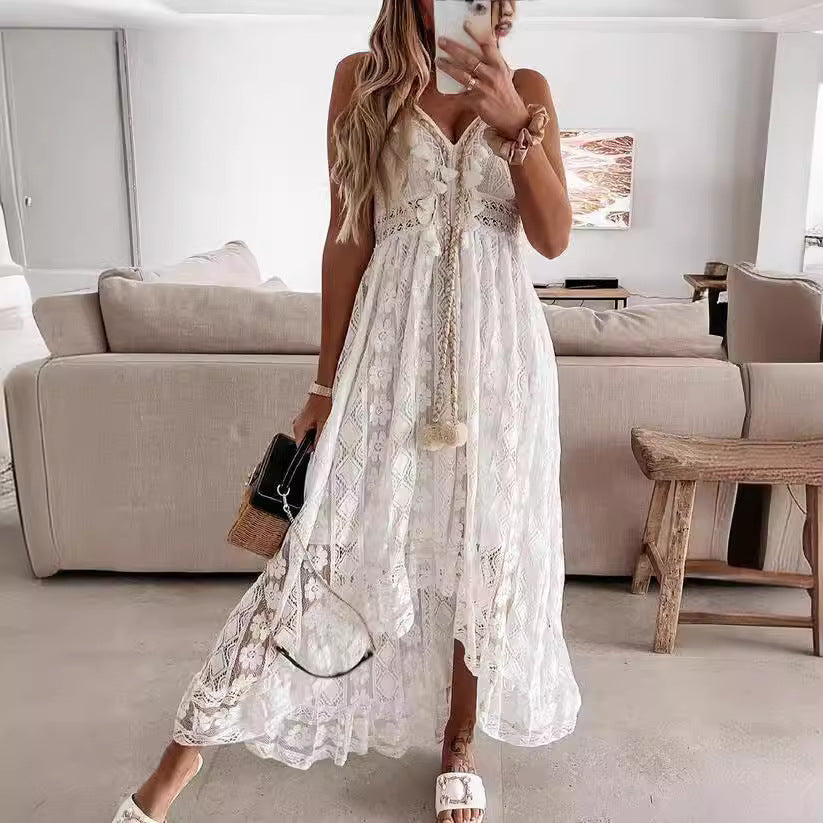 Damen Boho-Maxikleid mit Spitzenakzenten und dekorativen Quasten EB