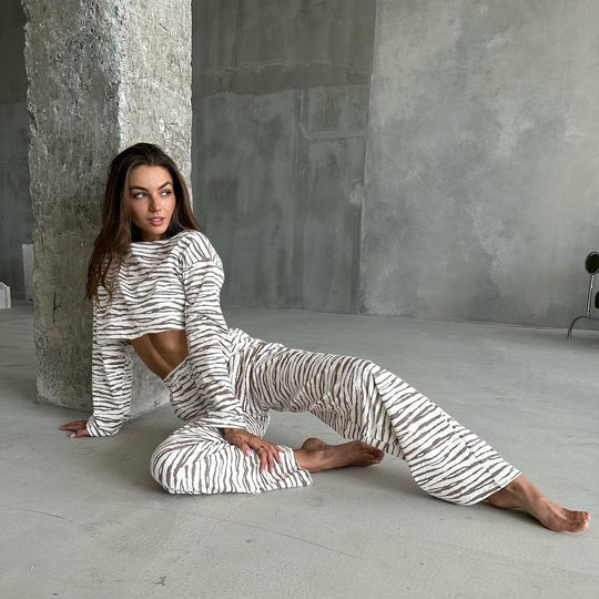 Damen lässiges Crop-Top und Jogginghose Set mit tierischem Muster EB