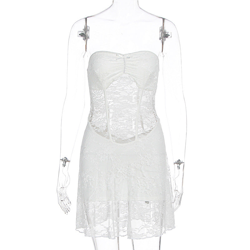 Damen Spitzenkleid mit Cut-Out-Design und tiefem Ausschnitt EB