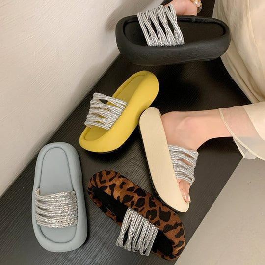 Damen modische Clogs mit eleganter Glitzerapplikation und bequemer Sohle EB