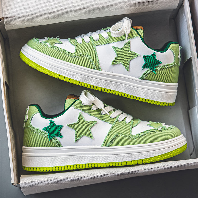 Damen modische Sneakers mit gesticktem Sternendesign und lässigem Look EB